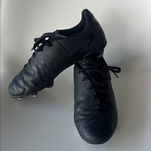Nike Black JR Phantom Club FG Soccer Shoes